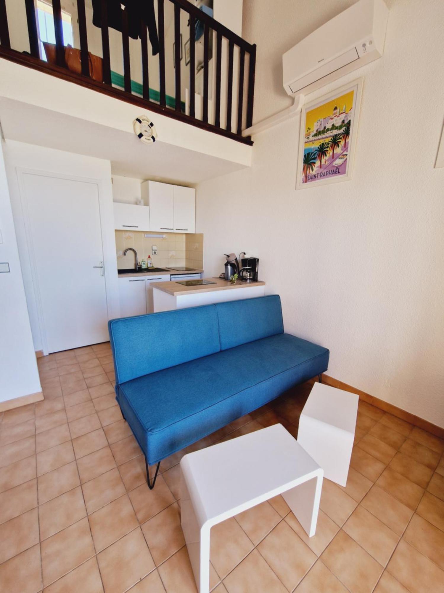 Duplex, Vue Panoramique Sur La Mediterranee, Piscine, Garage Saint-Raphael  Luaran gambar